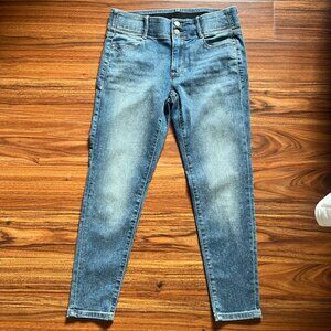 Apt. 9 Tummy Control Straight Leg Jeans 8 Short